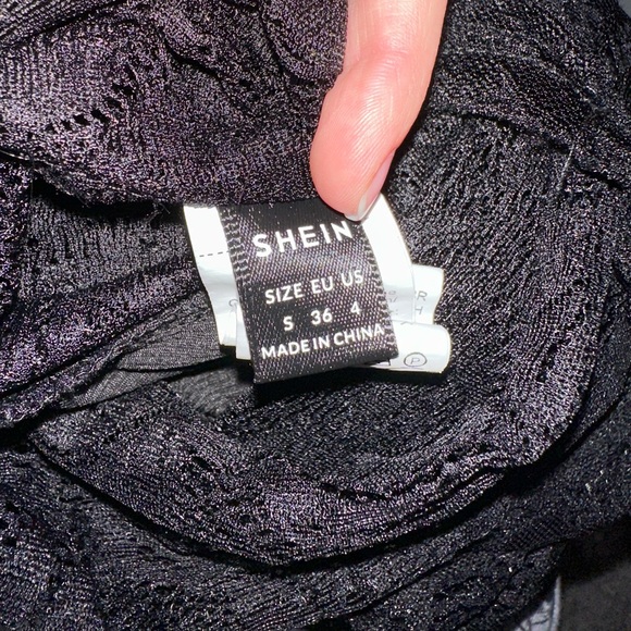 Black lace off the shoulder top #offtheshoulder - Picture 2 of 3